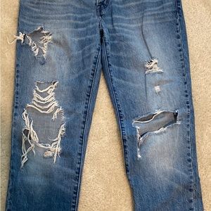 Abercrombie & Fitch Ames Low Rise Slim Boyfriend Jeans